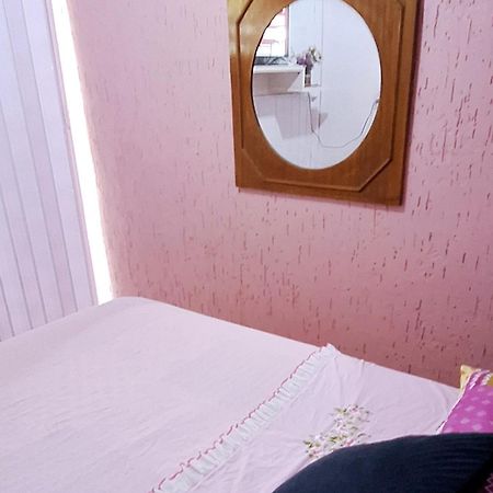 Kitnet K1 Em Torres-Rs - Na Mais Bela Praia Gaucha - Cozinha - Banheiro - Ar Condicionado - Smart Tv 32' - Wi-Fi - Anfitria Superhost No Bnb Εξωτερικό φωτογραφία