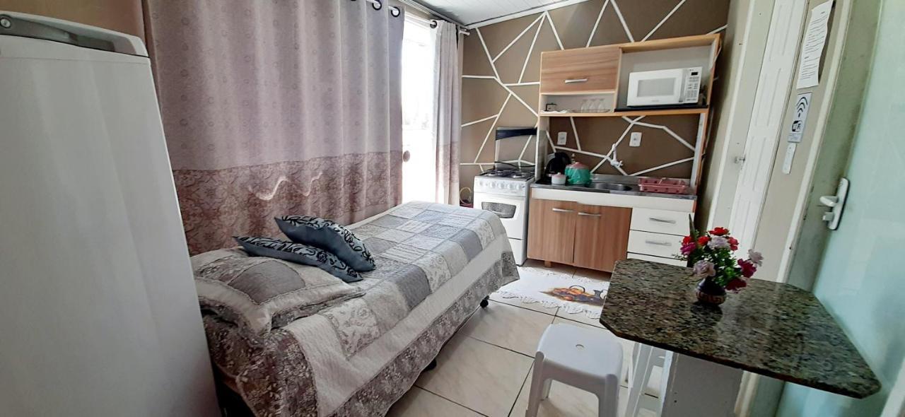 Kitnet K1 Em Torres-Rs - Na Mais Bela Praia Gaucha - Cozinha - Banheiro - Ar Condicionado - Smart Tv 32' - Wi-Fi - Anfitria Superhost No Bnb Εξωτερικό φωτογραφία
