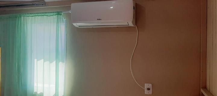 Kitnet K1 Em Torres-Rs - Na Mais Bela Praia Gaucha - Cozinha - Banheiro - Ar Condicionado - Smart Tv 32' - Wi-Fi - Anfitria Superhost No Bnb Εξωτερικό φωτογραφία
